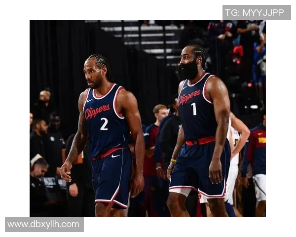 快船对阵骑士保罗频繁技术犯规引发热议球迷热情高涨